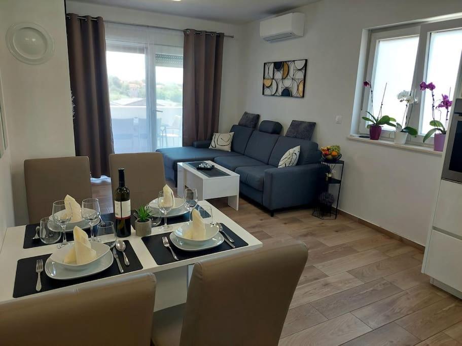 Valux Apartman 普拉 外观 照片