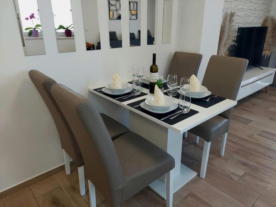 Valux Apartman 普拉 外观 照片