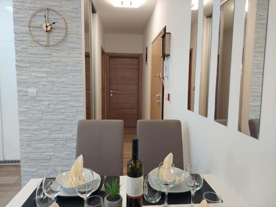 Valux Apartman 普拉 外观 照片